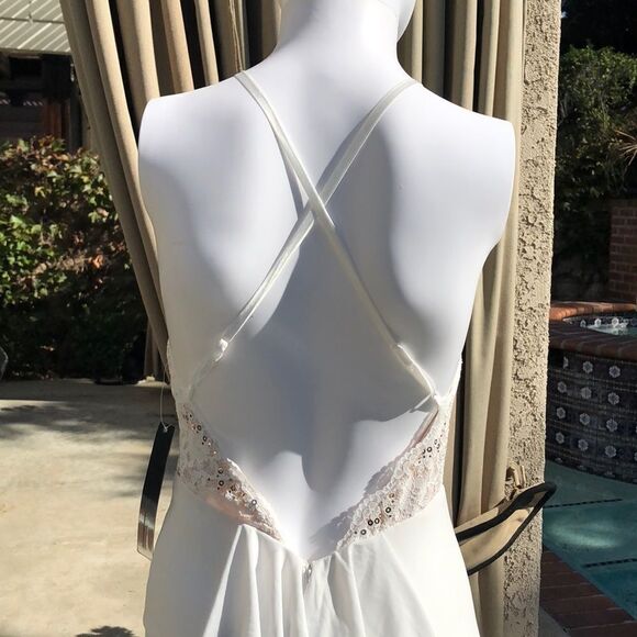 Sequin Hearts Sequin Lace Bodice Halter Gown Sz 1 - Picture 6 of 10